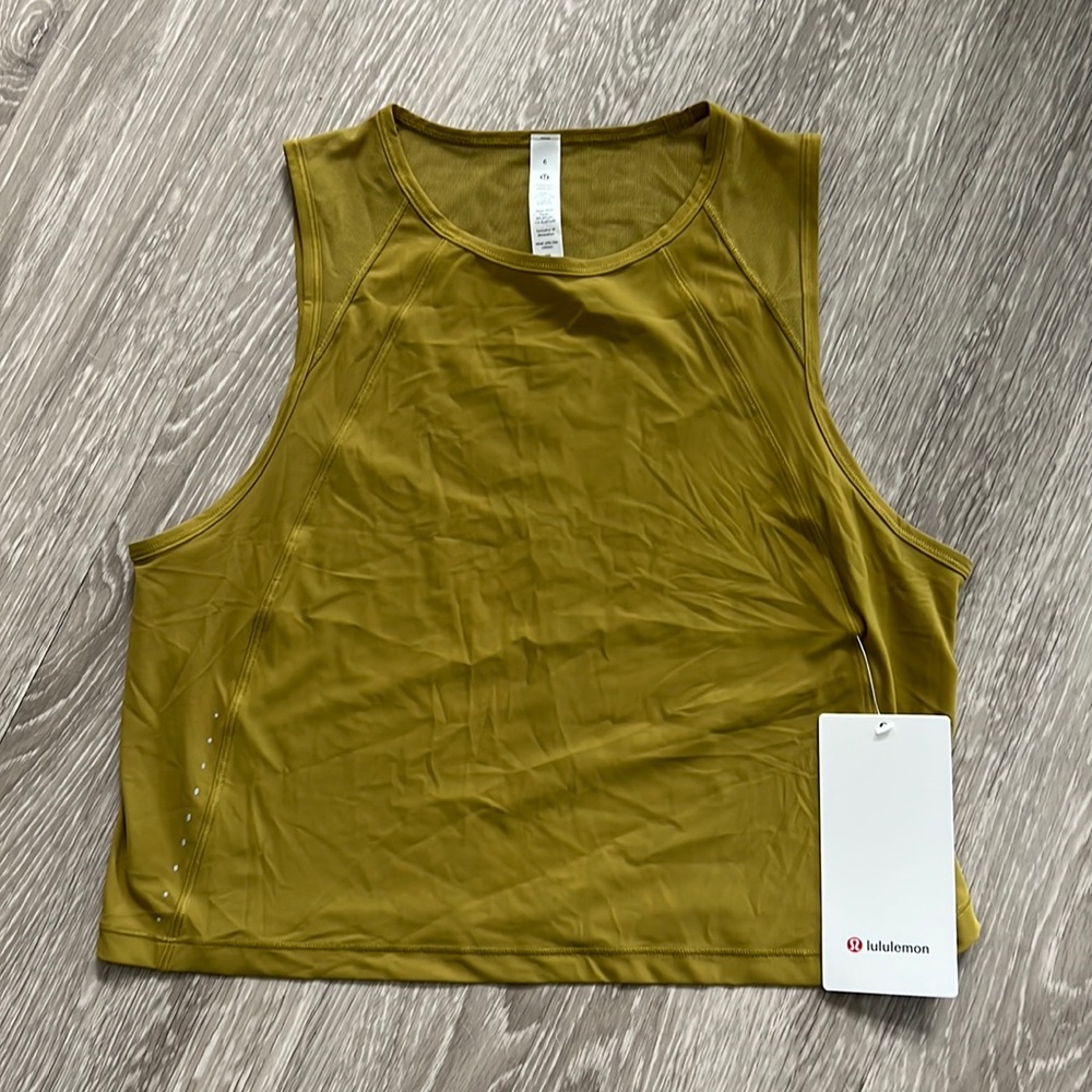 NWT Lululemon Sculpt Cropped Tank Top